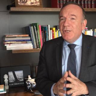 pierre-gattaz-bureau