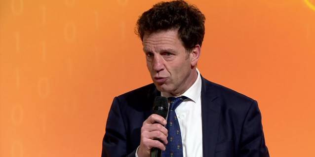 video-pleniere-cloture-unum-geoffroy-roux-de-bezieux