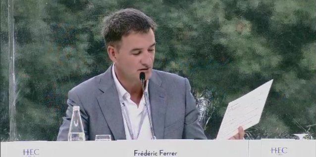 video-regarder-realite-en-face