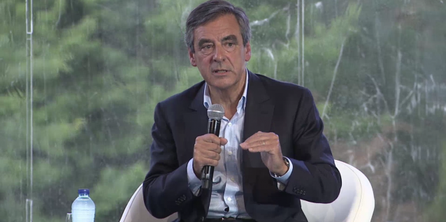video-pleniere-politique-2016-1