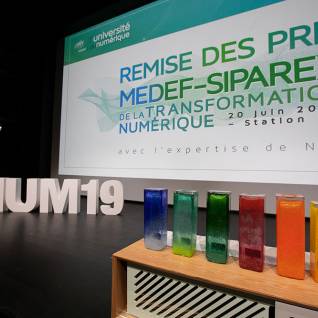 Université du numérique 2019 © MEDEF -  R.Meigneux - Remise des prix MEDEF - Siparex de la transformation numérique
